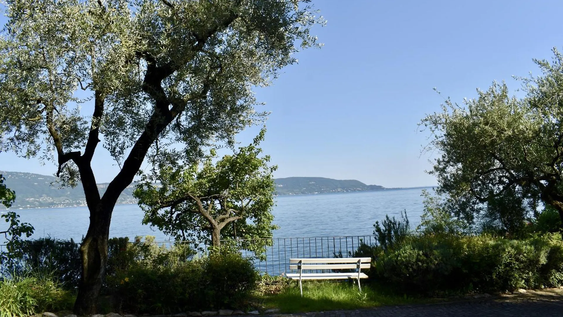 Appartamento Marierose - Theater Home Toscolano-Maderno Italien