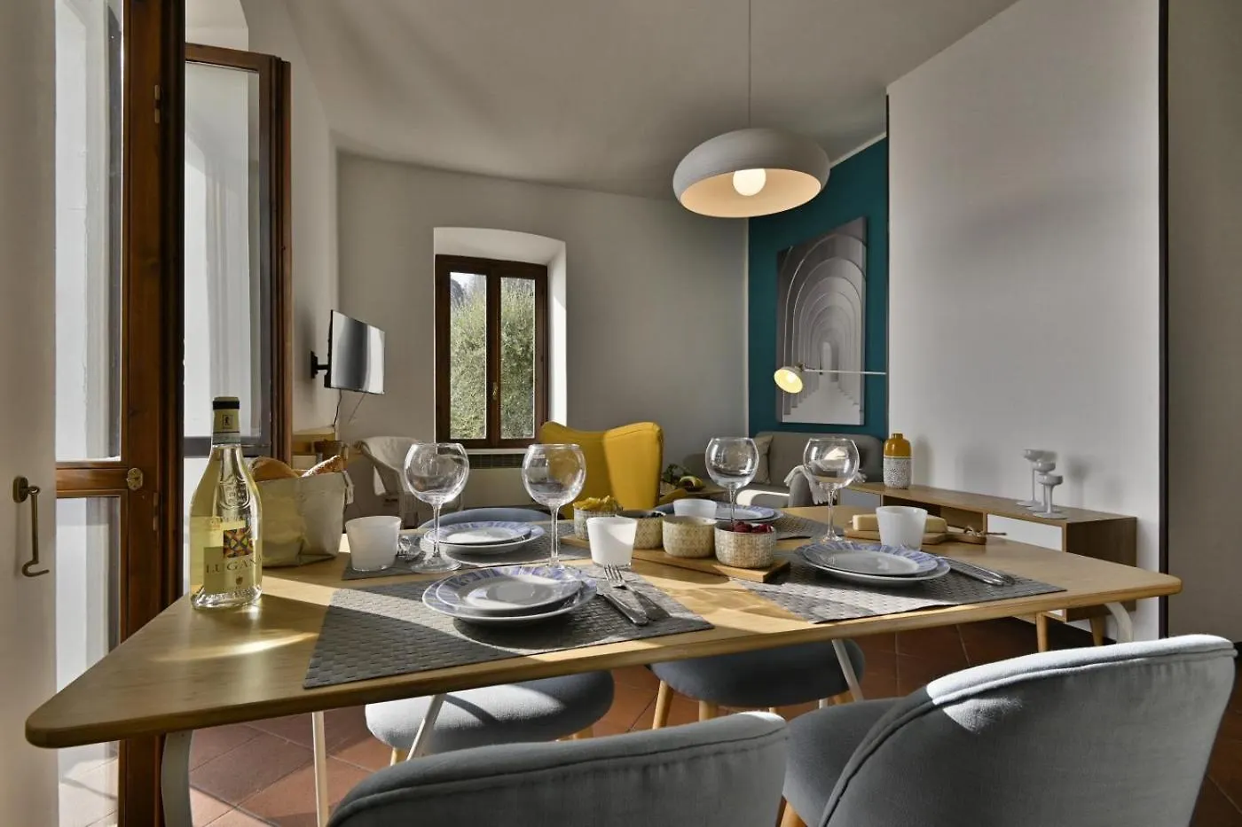 Apartment Appartamento Marierose - Theater Home Toscolano Maderno Italy