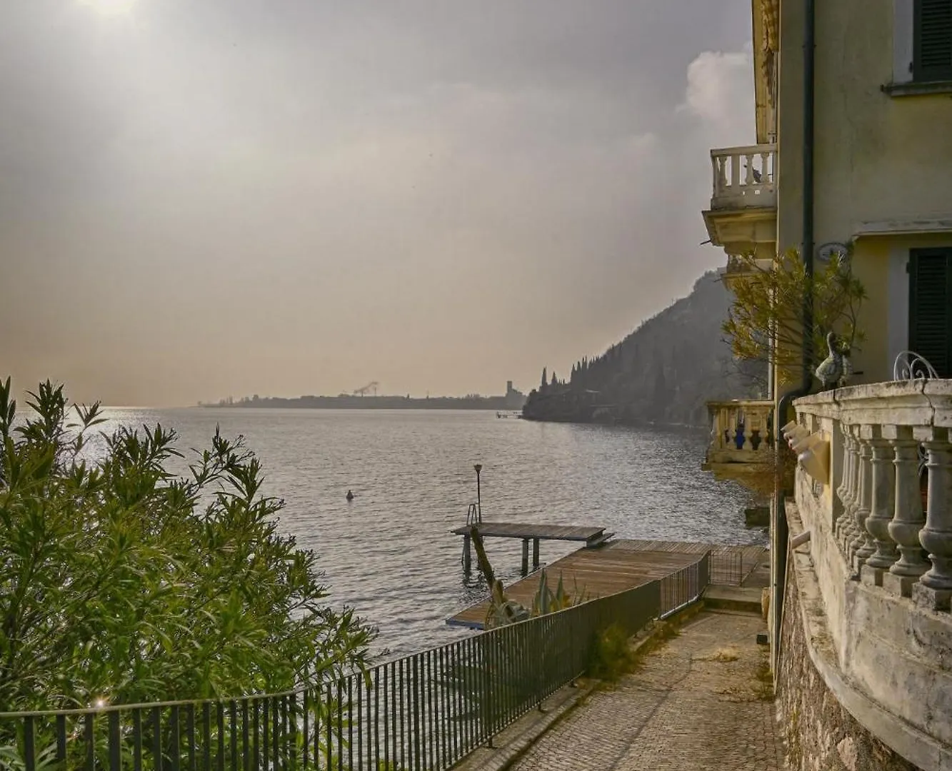 Appartamento Marierose - Theater Home Toscolano Maderno 0*,  Italy